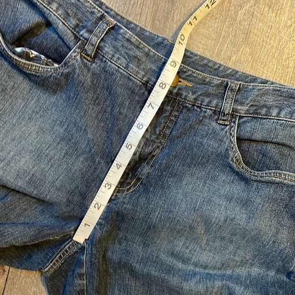 Tyler Boe Medium Wash Denim Jeans Straight Leg size 10 - Picture 14 of 14
